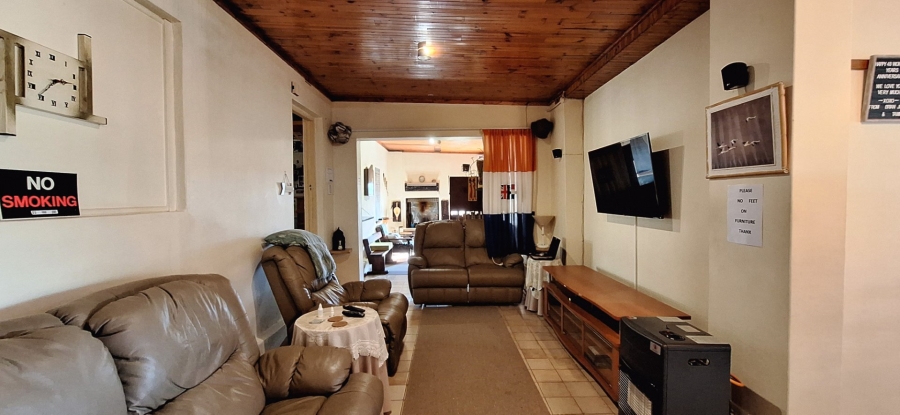4 Bedroom Property for Sale in Albertinia Western Cape